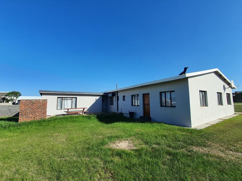 5 Bedroom Property for Sale in Gouritsmond Western Cape